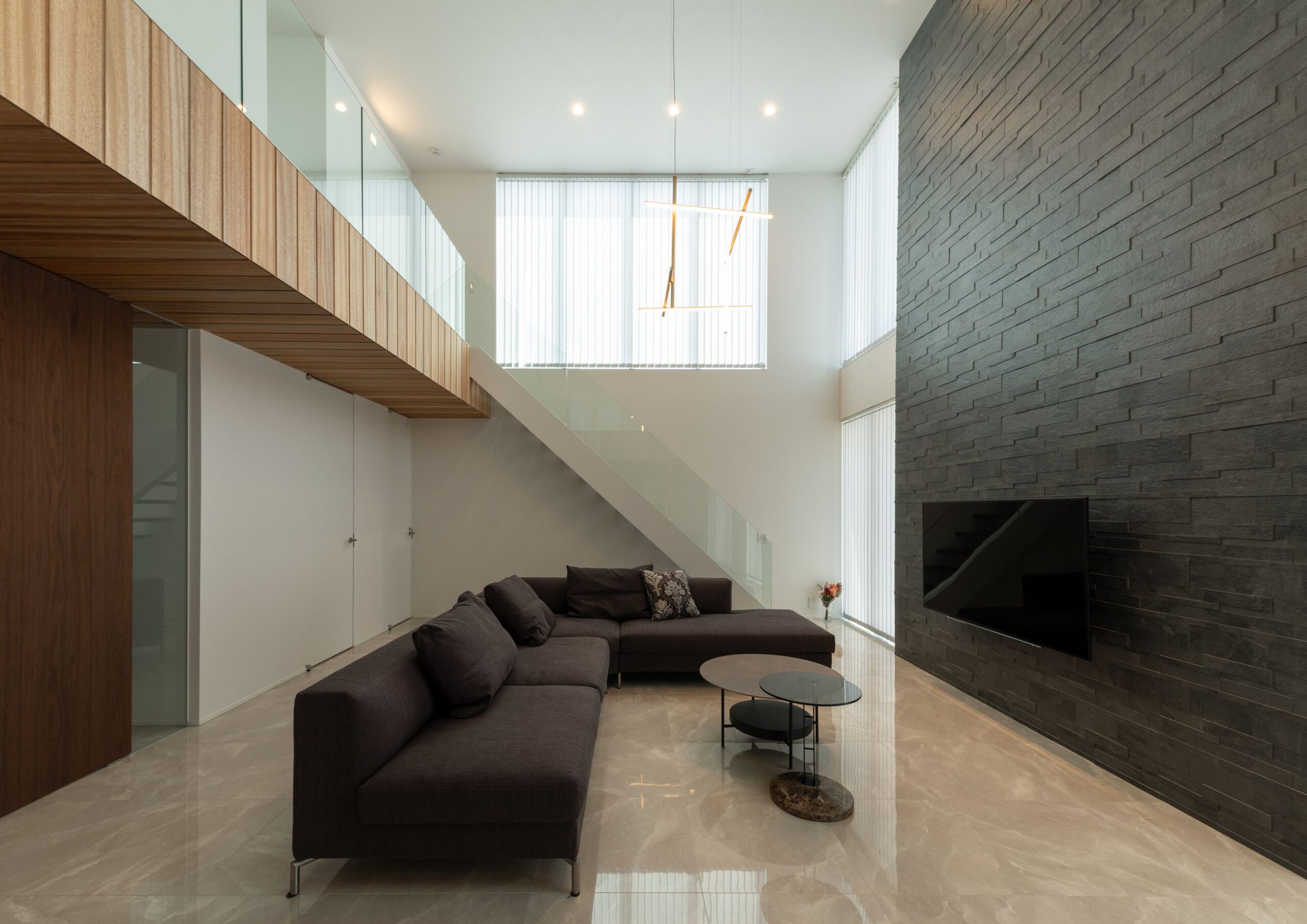 建築家と協働したジェイホームズの高級注文住宅事例