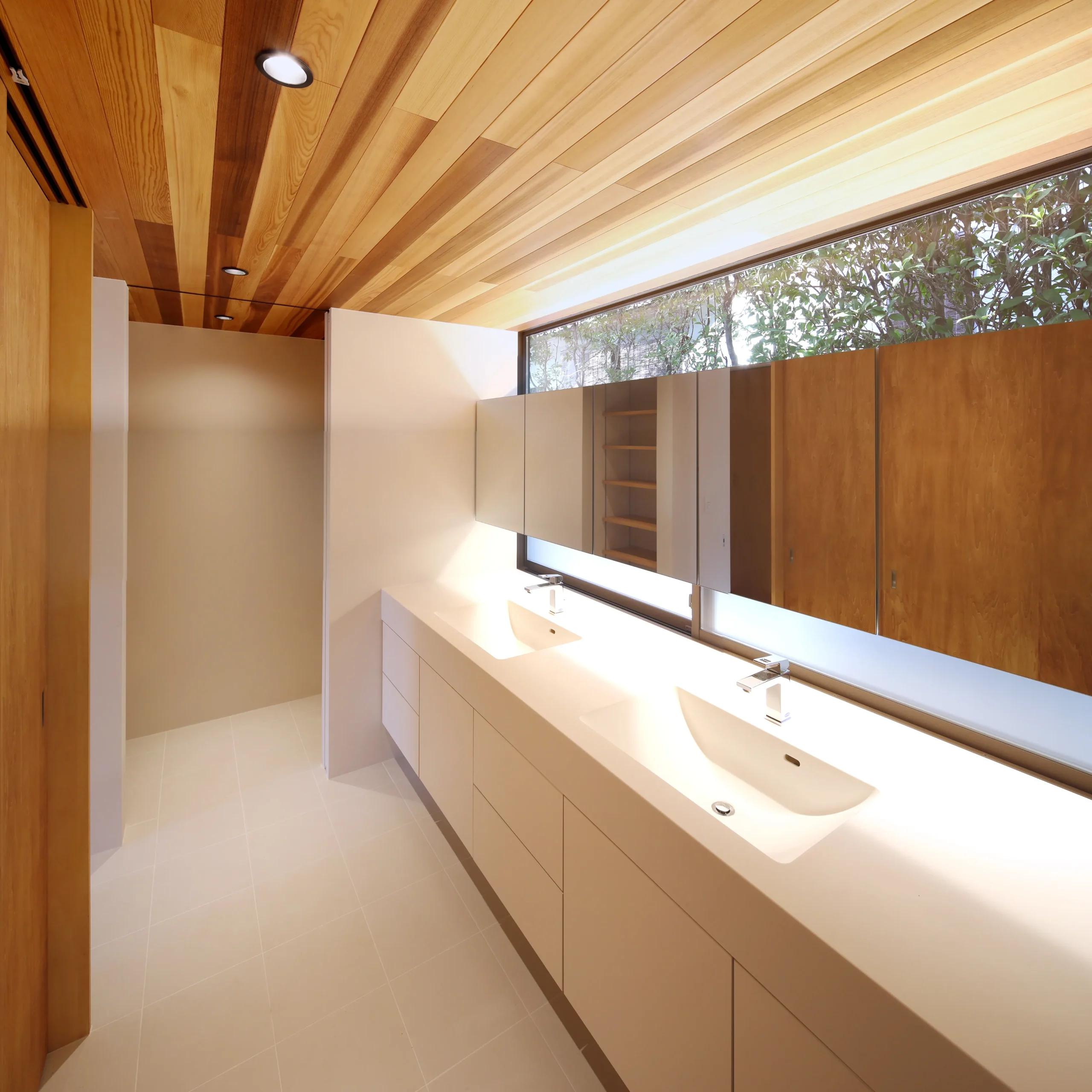 【実例】ガラス扉とツインボウルのラグジュアリー空間