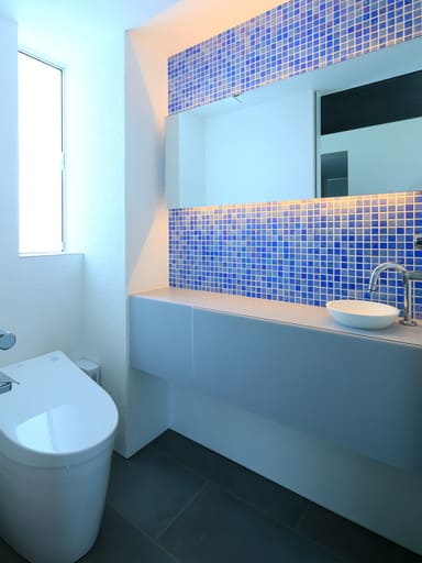 デザインと機能性・収納を両立したトイレ