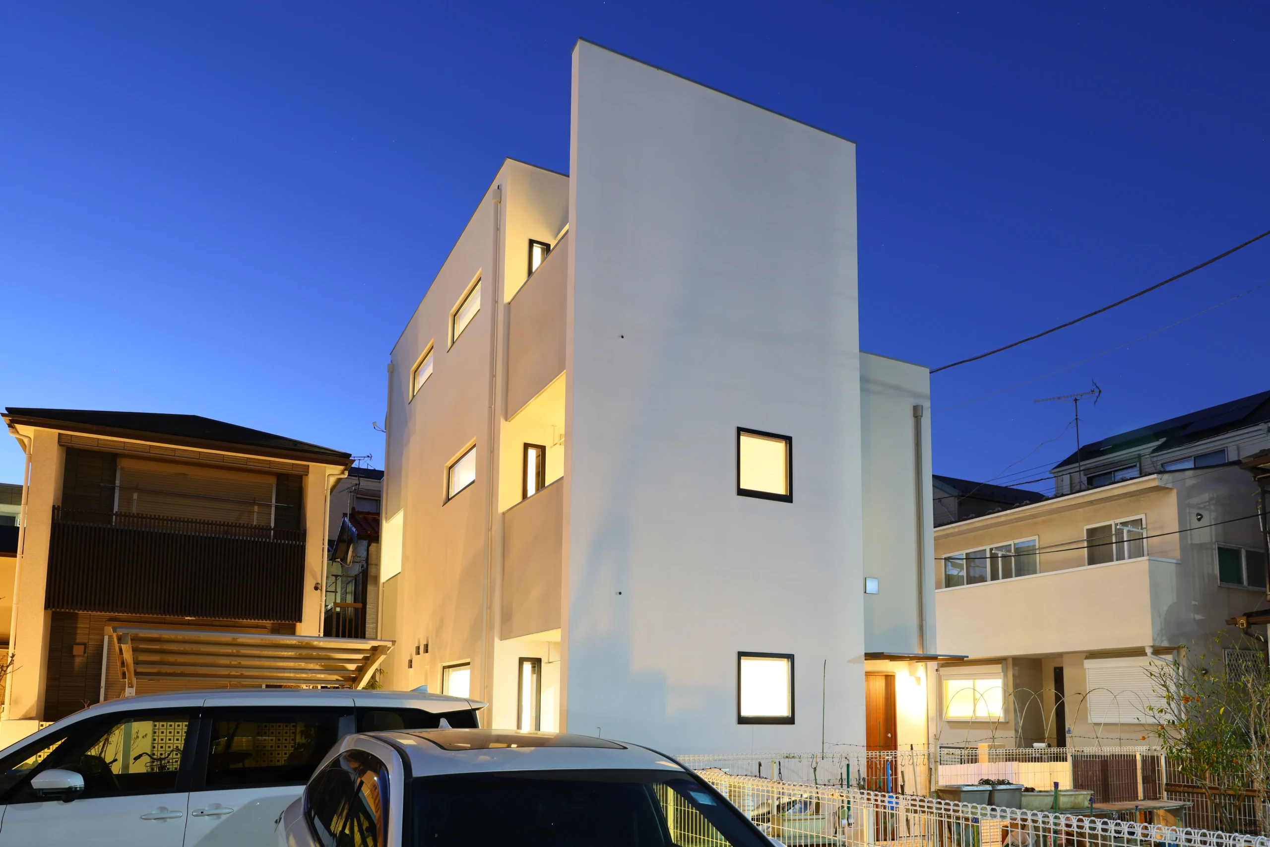 上下階分離型 二世帯住宅の建築家自邸の施工事例画像