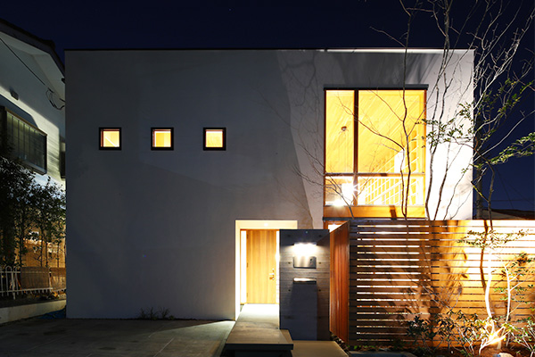 夜の表情を一変させる「照明（ライティング）計画」