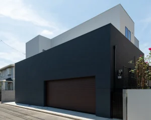 高級注文住宅のガレージハウス。愛車と暮らす家のデザイン