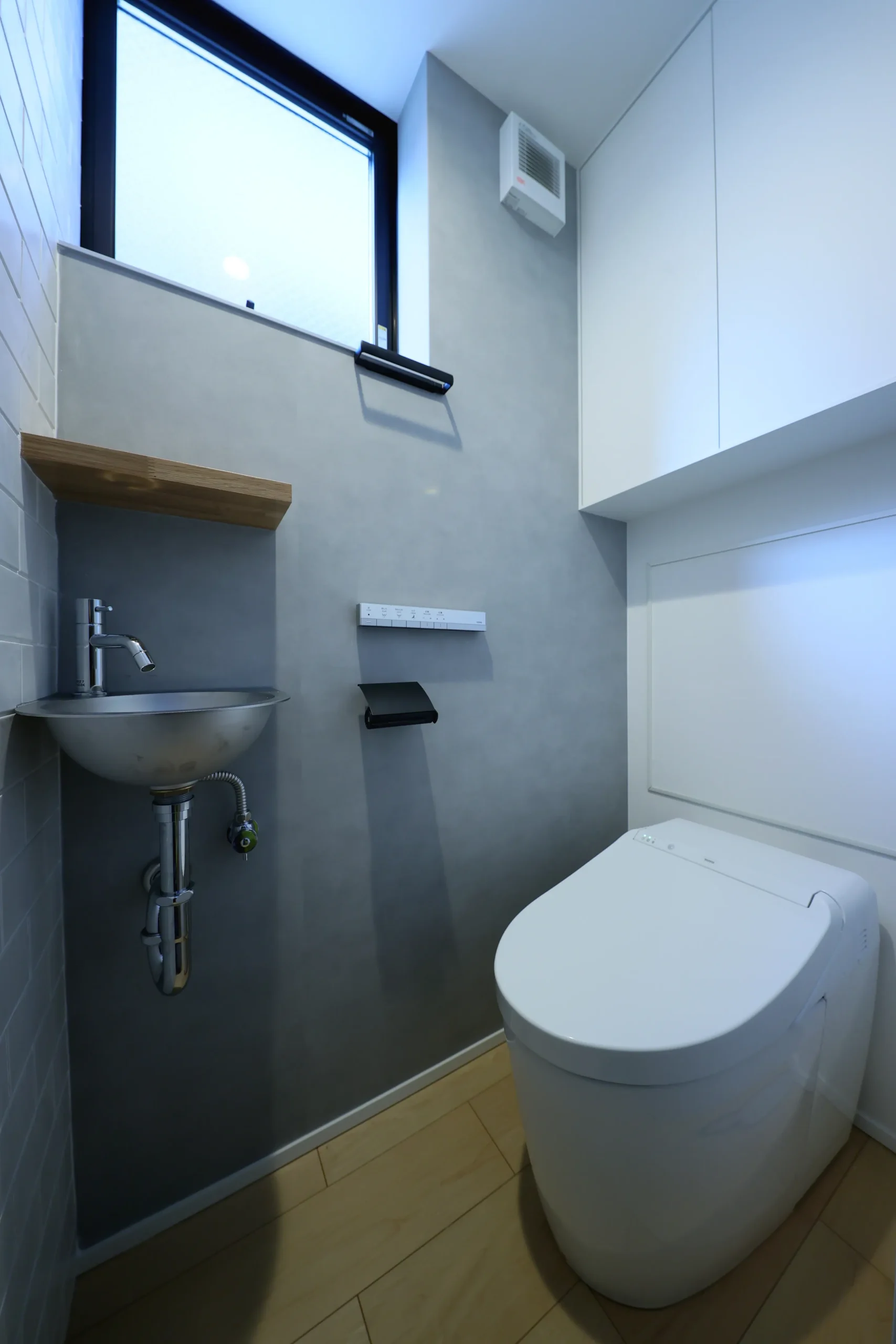 高級注文住宅 トイレ 設備機器