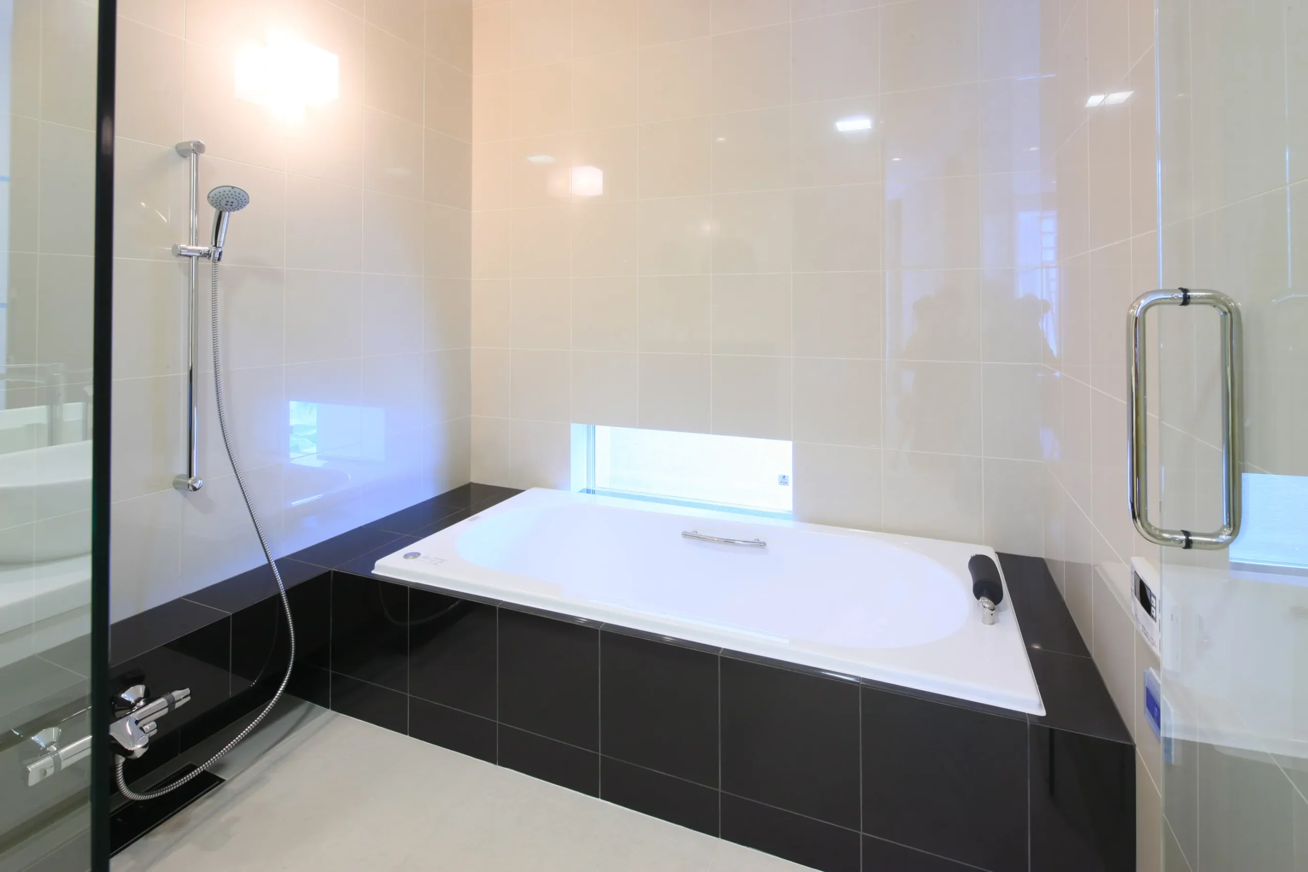 デザイン性と機能性を両立した浴室(バスルーム)