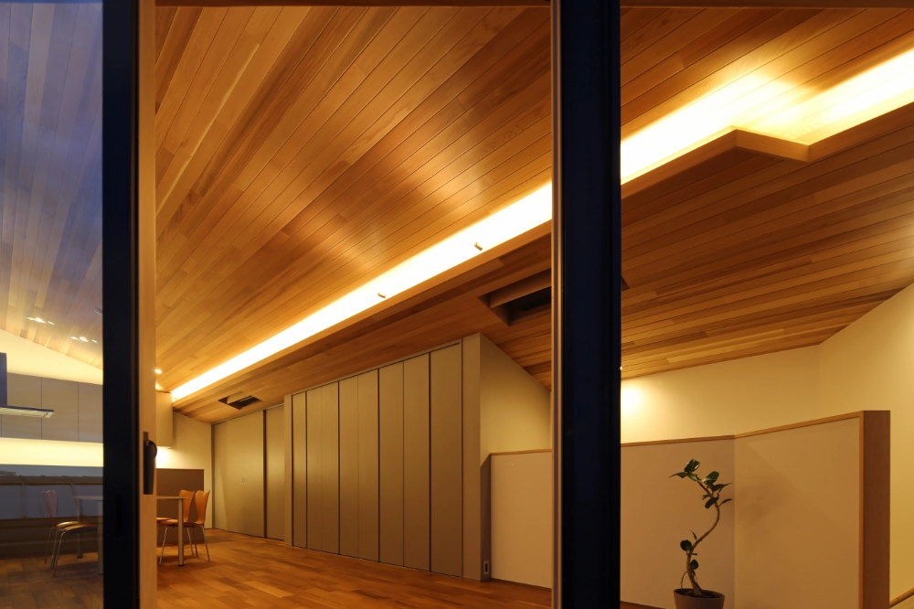 RC造+木造の混構造で叶える、大空間の高級注文住宅の施工事例画像